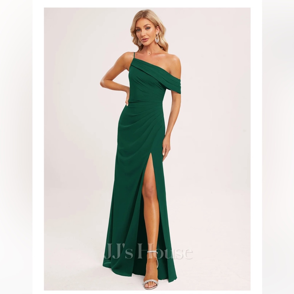 Trumpet/Mermaid One Shoulder Floor-Length Chiffon Dress With Ruffle